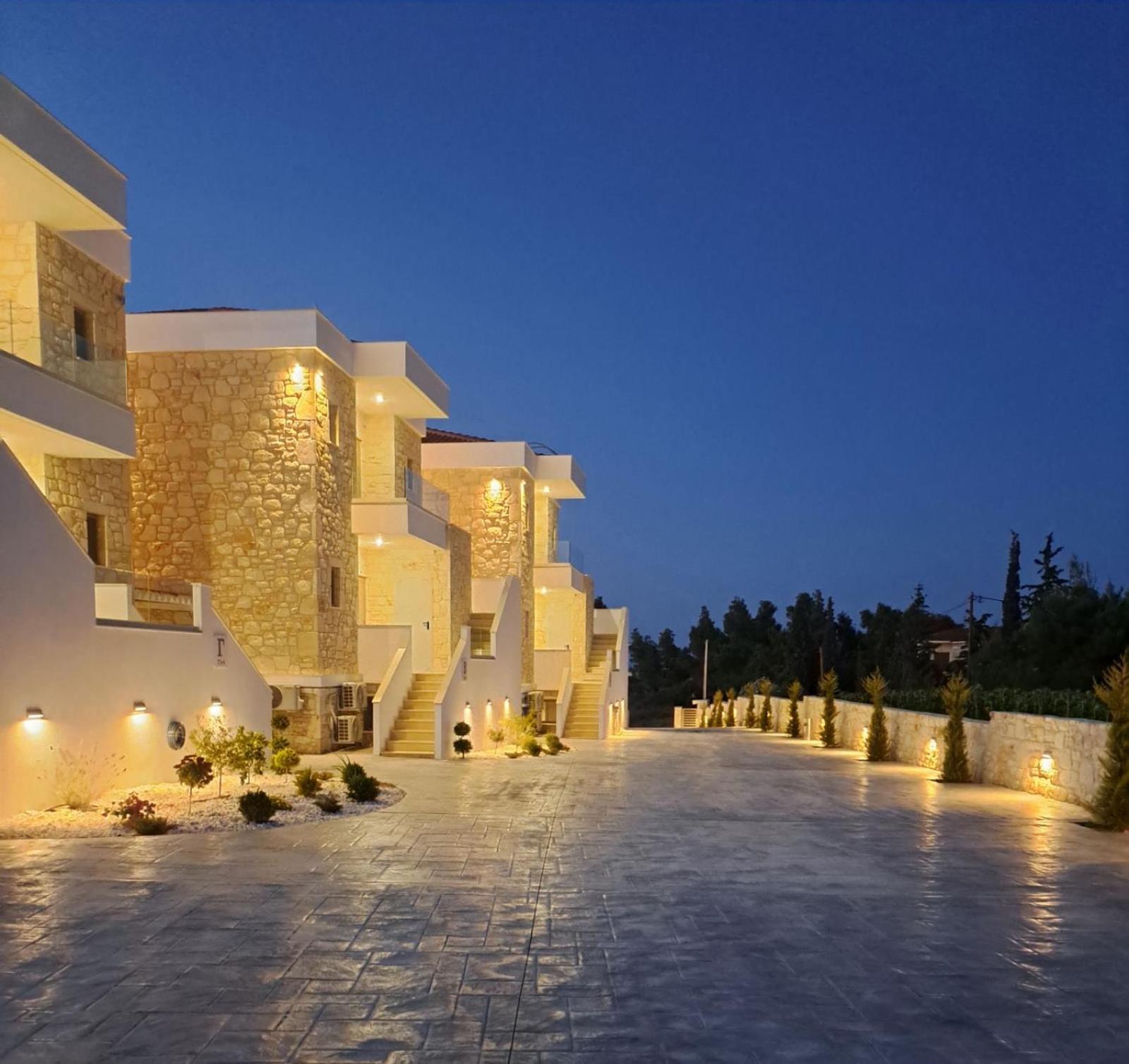 Anna Mare Luxury Apartments Afytos Exterior foto