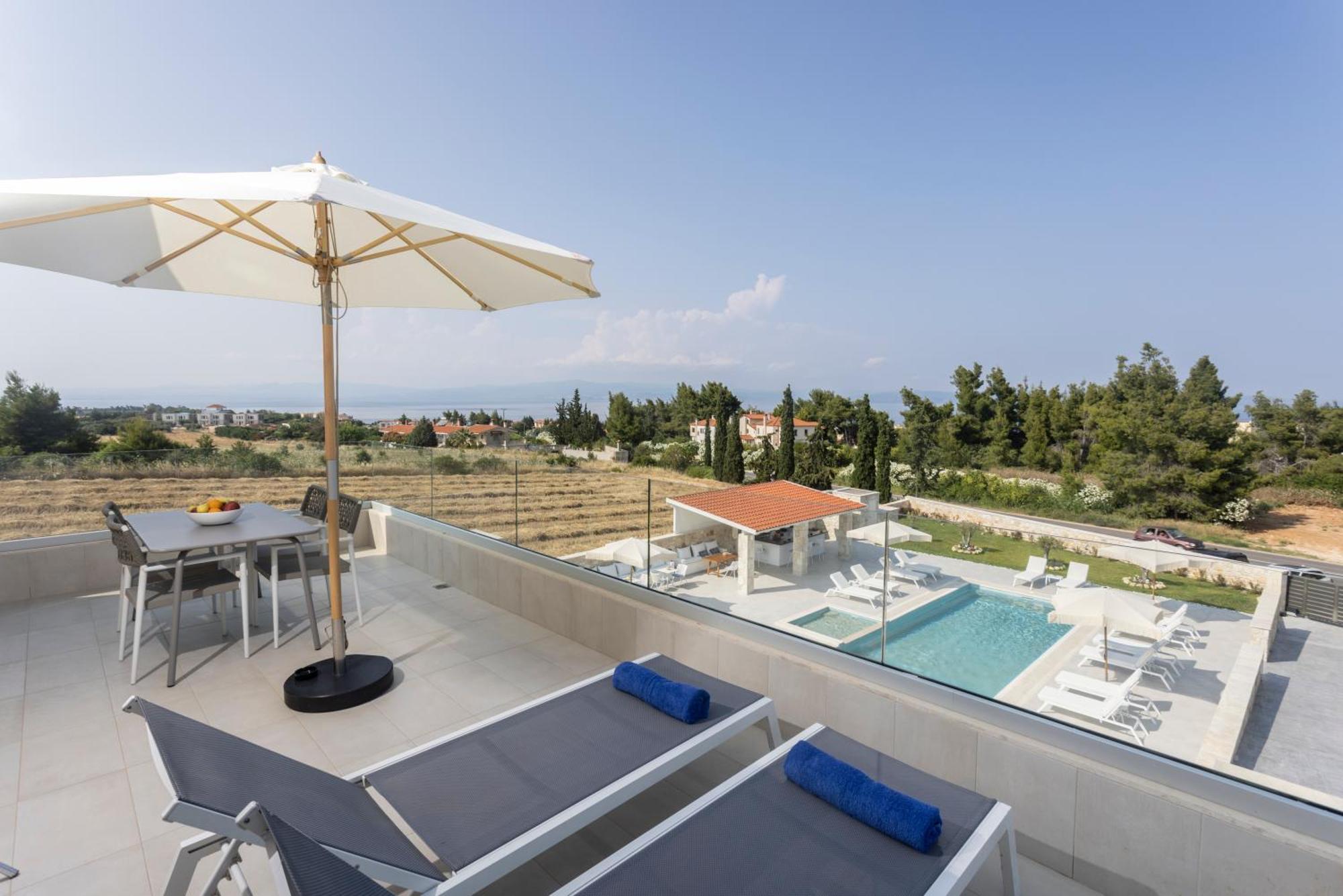 Anna Mare Luxury Apartments Afytos Exterior foto